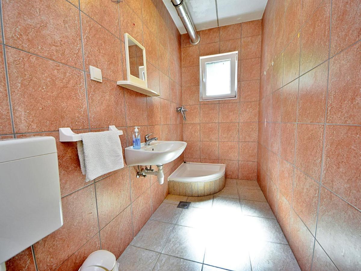 Holiday Home Tina - Hvr501 By Interhome Gdinj Exteriér fotografie